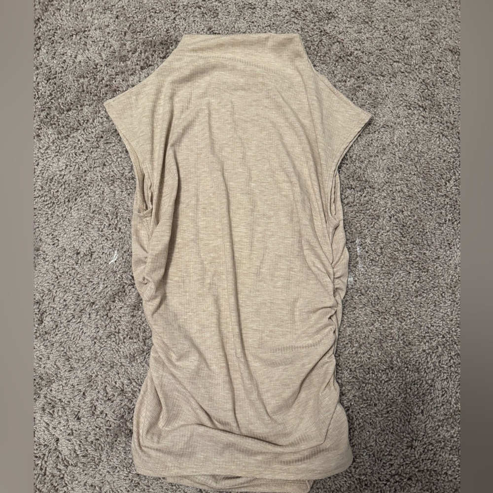 NWOT Women's Pink Lily Bodice Mock Neck Tank